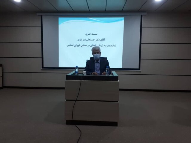 ۶تا ۸درصد جمعیت کشور زیرپوشش هیچ بیمه ای نیستند ۶تا ۸درصد جمعیت کشور زیرپوشش هیچ بیمه ای نیستند