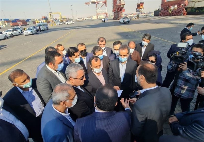 بازدید وزیر اقتصاد از گمرک شهید رجایی بازدید وزیر اقتصاد از گمرک شهید رجایی