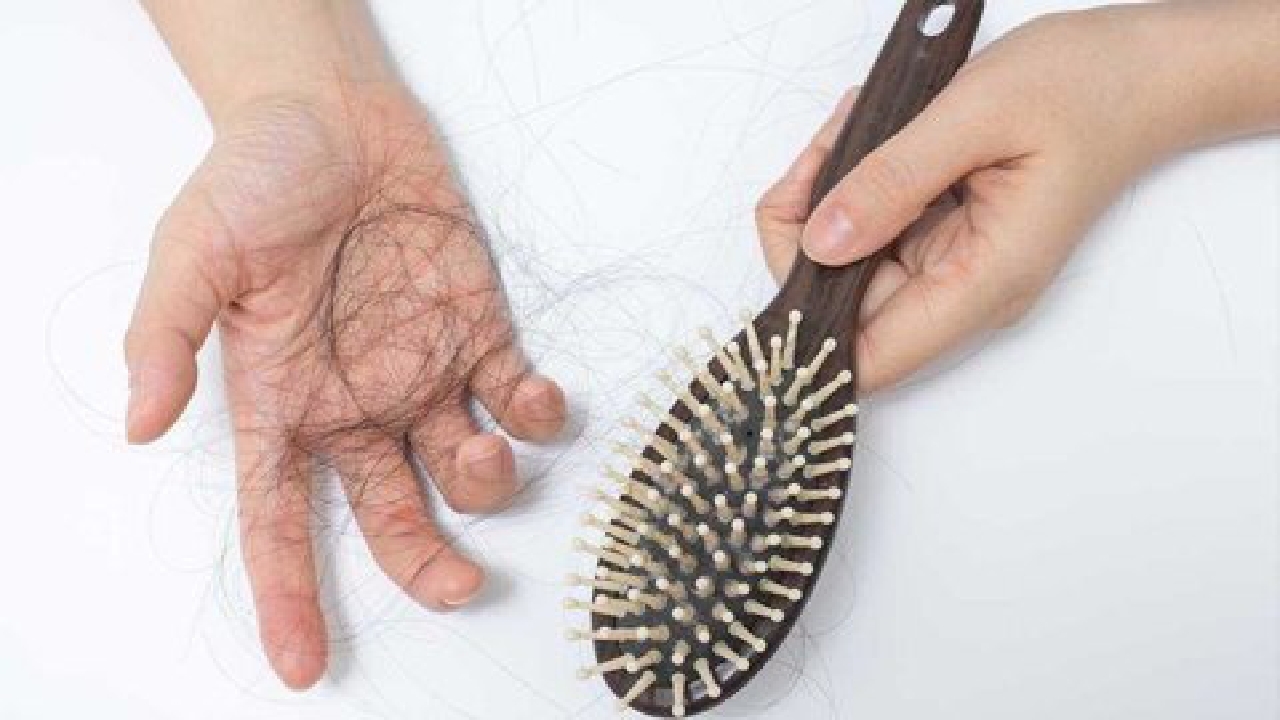 مواد غذایی طبیعی برای توقف ریزش موها مواد غذایی طبیعی برای توقف ریزش موها
