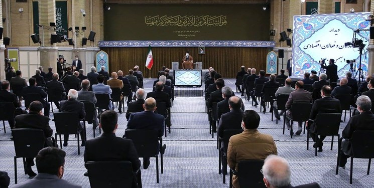 مخالفت رهبر معظم انقلاب با دخالت مسئولان دولتی در فعالیت های اقتصاد مخالفت رهبر معظم انقلاب با دخالت مسئولان دولتی در فعالیت های اقتصاد