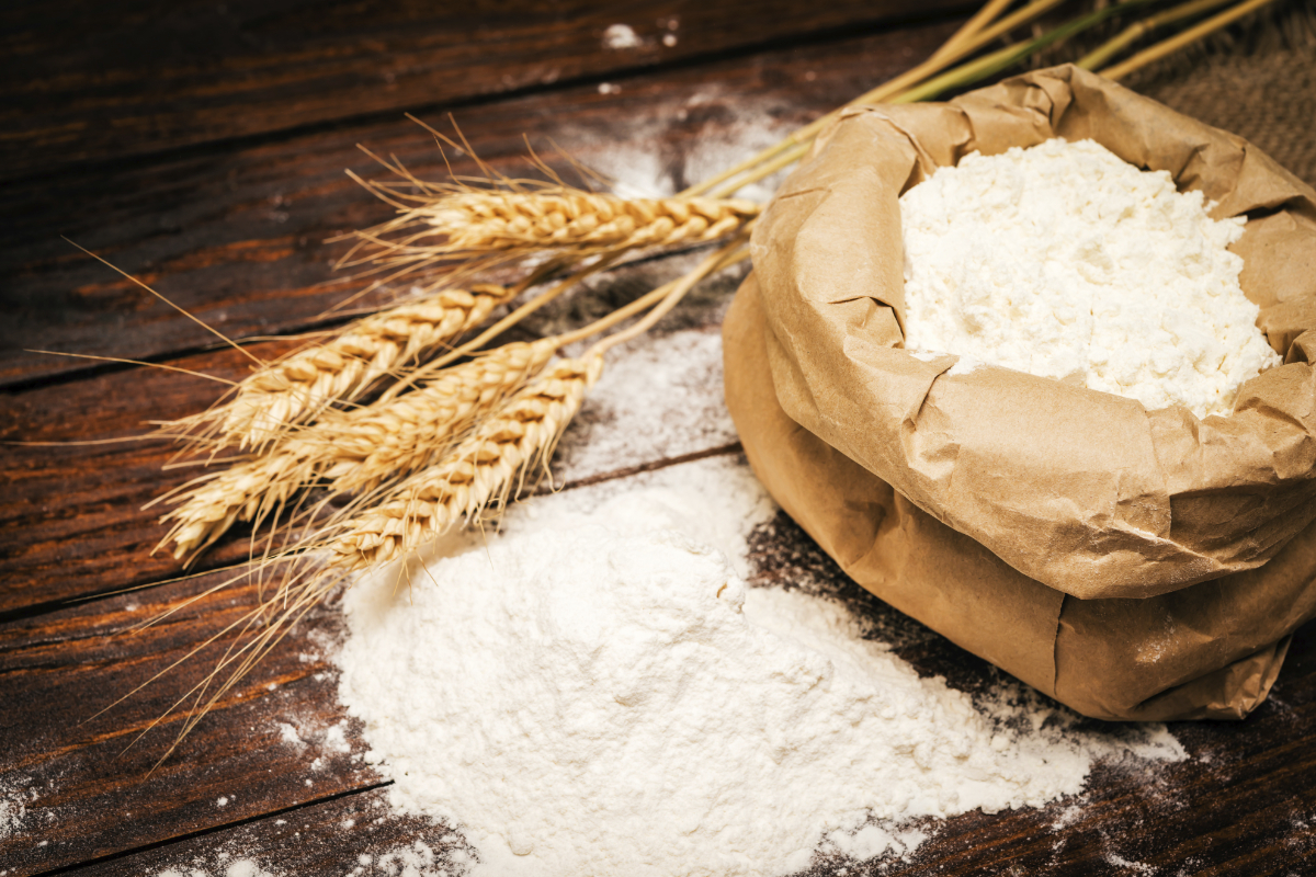 نان ۱۰ هزار تومانی زیر سر یک شرکت انحصاری است نان ۱۰ هزار تومانی زیر سر یک شرکت انحصاری است