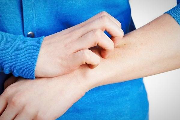 آشنایی با علائم حساسیت دارویی آشنایی با علائم حساسیت دارویی