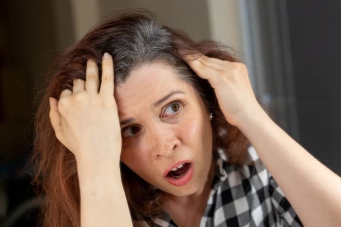 این ماده غذایی سفیدی مو را برطرف می کند! این ماده غذایی سفیدی مو را برطرف می کند!