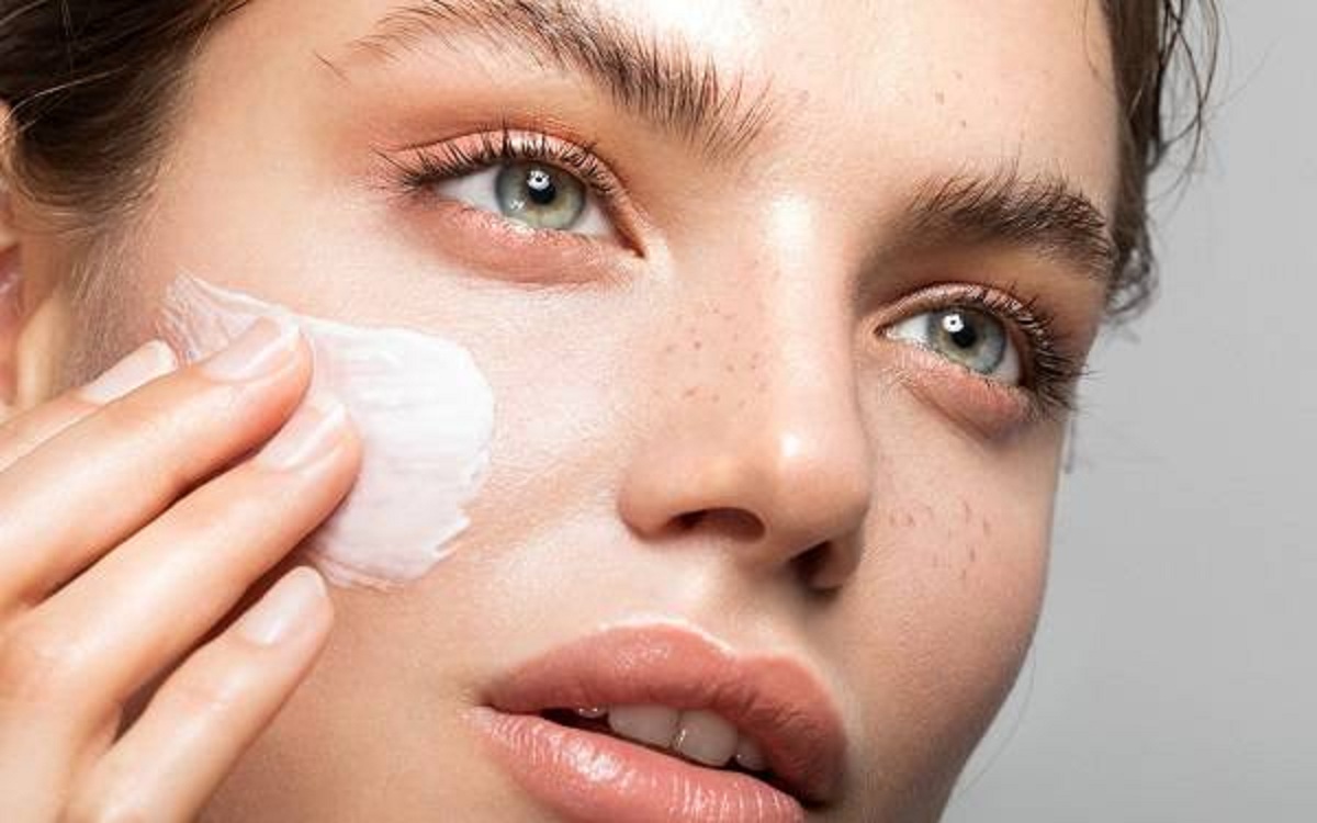 استفاده از ماسک خاک رس چه فوایدی دارد؟ استفاده از ماسک خاک رس چه فوایدی دارد؟