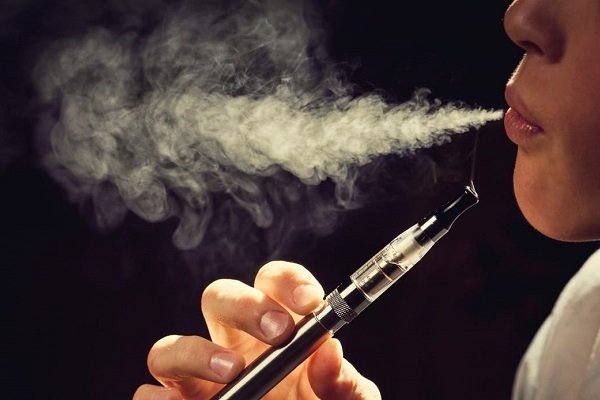 سیگار الکترونیکی موجب ترک سیگار می شود؟ سیگار الکترونیکی موجب ترک سیگار می شود؟