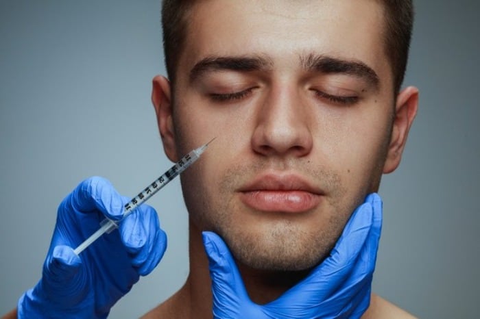 تزریق فیلر موجب کوری می شود؟ تزریق فیلر موجب کوری می شود؟