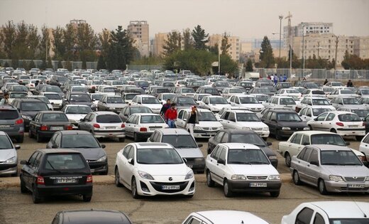 خودروهای صفرکیلومتر ایرانی در تعمیرگاه خودروهای صفرکیلومتر ایرانی در تعمیرگاه
