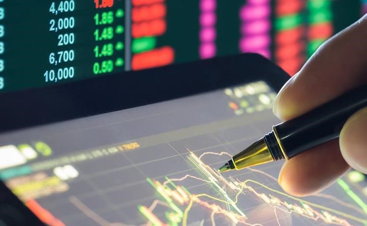 این ماه تکلیف بورس روشن می شود؟