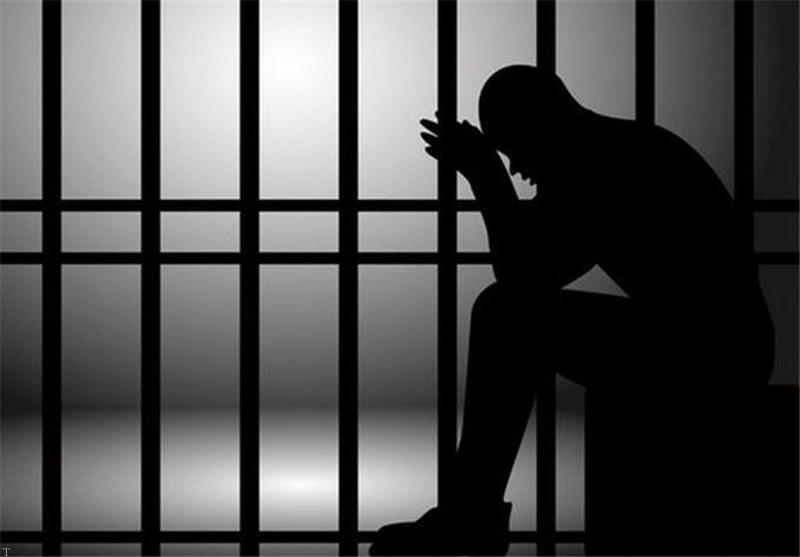 حبس و شکنجه عجیب پیرمرد به‌ دلیل حاتم بخشی