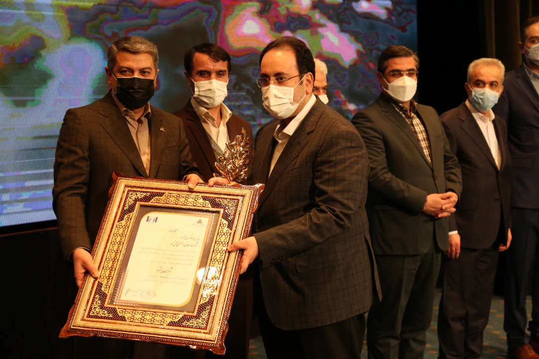 گل گهر و شرکت های زیر مجموعه در جمع شرکت های برتر گل گهر و شرکت های زیر مجموعه در جمع شرکت های برتر
