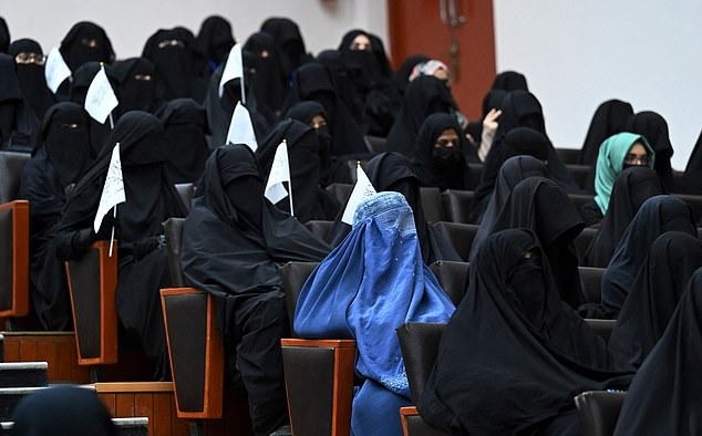 فیلم منتشر شده از سوی طالبان درمورد حجاب فیلم منتشر شده از سوی طالبان درمورد حجاب