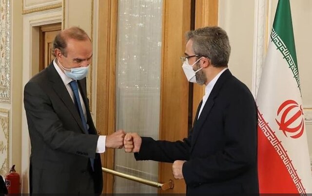 رایزنی باقری با مورا رایزنی باقری با مورا