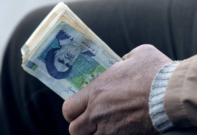 آخرین خبر؛ عیدی بازنشستگان امروز در حساب هاست آخرین خبر؛ عیدی بازنشستگان امروز در حساب هاست