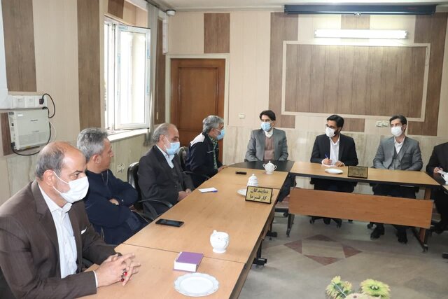 کارگران نباید برای مطالبات معیشتی اخراج شوند کارگران نباید برای مطالبات معیشتی اخراج شوند