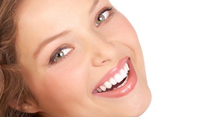 لمینت دندان؛ راز سفیدی دندان بازیگران لمینت دندان؛ راز سفیدی دندان بازیگران