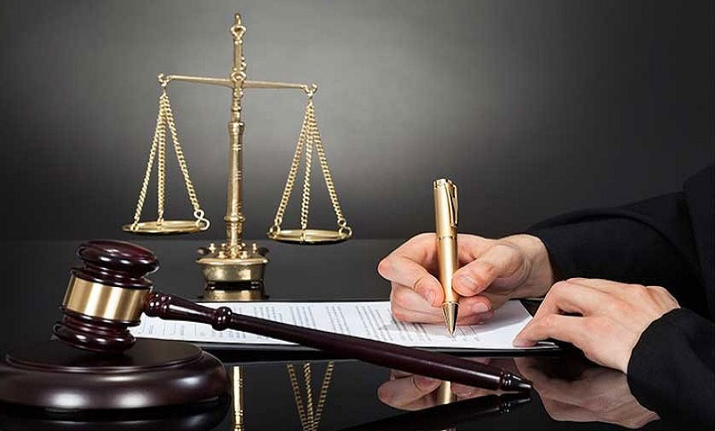 چگونه از یک «قاضی» شکایت کنیم؟ چگونه از یک «قاضی» شکایت کنیم؟