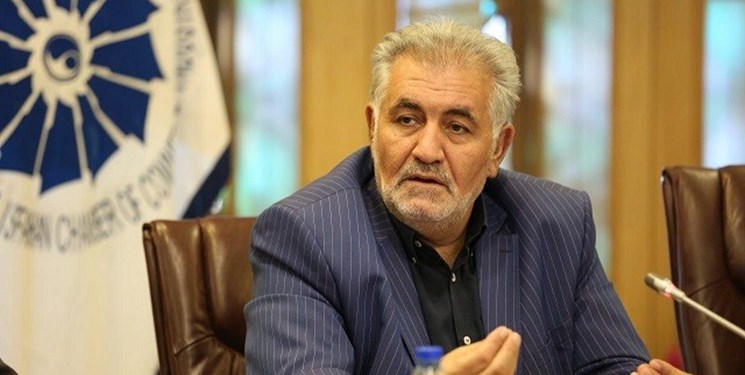 مشکلات کارگران صرفا با افزایش حقوق برطرف نمی شود مشکلات کارگران صرفا با افزایش حقوق برطرف نمی شود