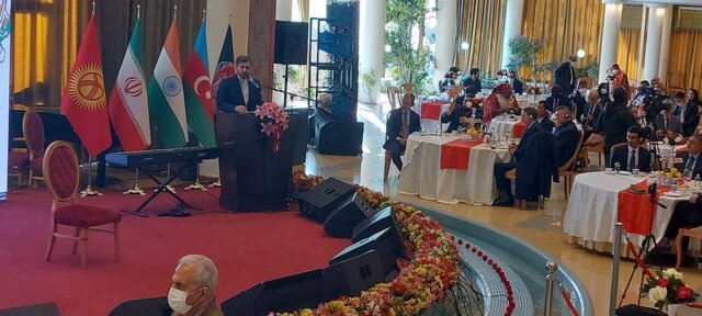 مراسم جشن دیپلماتیک نوروز ۱۴۰۱ در وزارت خارجه برگزار شد مراسم جشن دیپلماتیک نوروز ۱۴۰۱ در وزارت خارجه برگزار شد