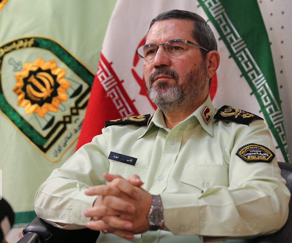 مجوز تردد مشمولان ایرانی مقیم خارج از کشور تمدید شد مجوز تردد مشمولان ایرانی مقیم خارج از کشور تمدید شد