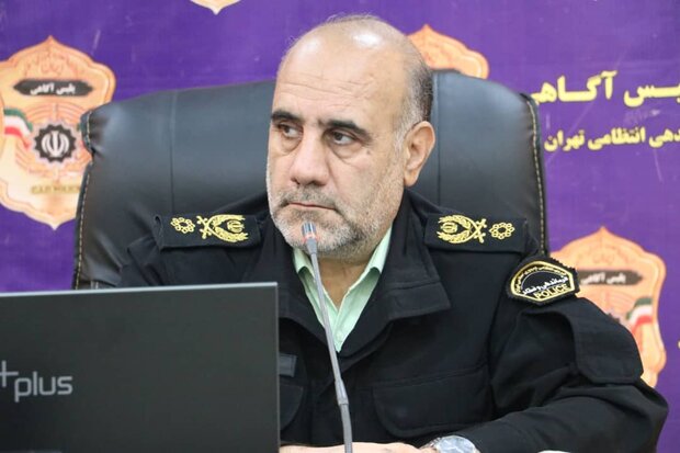 استقرار پلیس امنیت اقتصادی در میدان میوه و تره بار استقرار پلیس امنیت اقتصادی در میدان میوه و تره بار