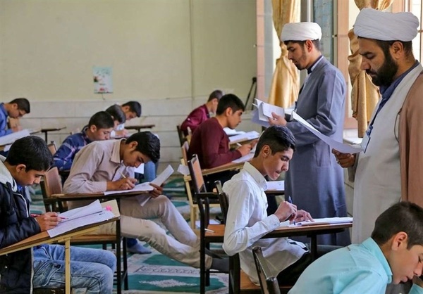 استخدام بیش از ۴۰۰۰ طلبه در آموزش و پرورش استخدام بیش از ۴۰۰۰ طلبه در آموزش و پرورش