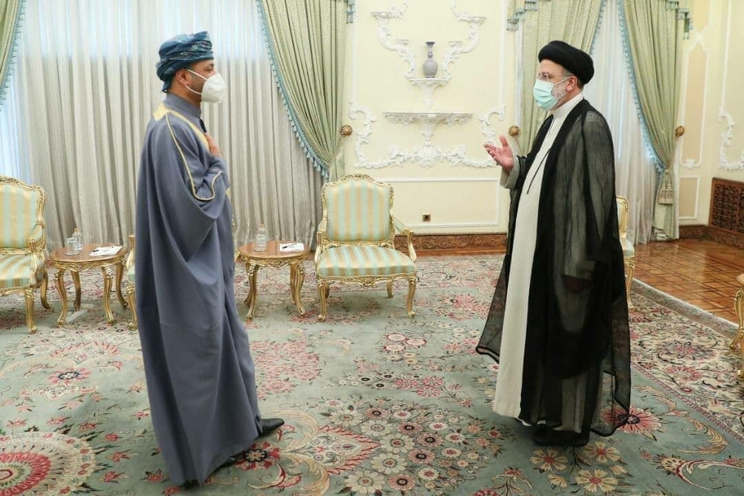 تسلیم پیام سلطان عمان به ابراهیم رییسی تسلیم پیام سلطان عمان به ابراهیم رییسی