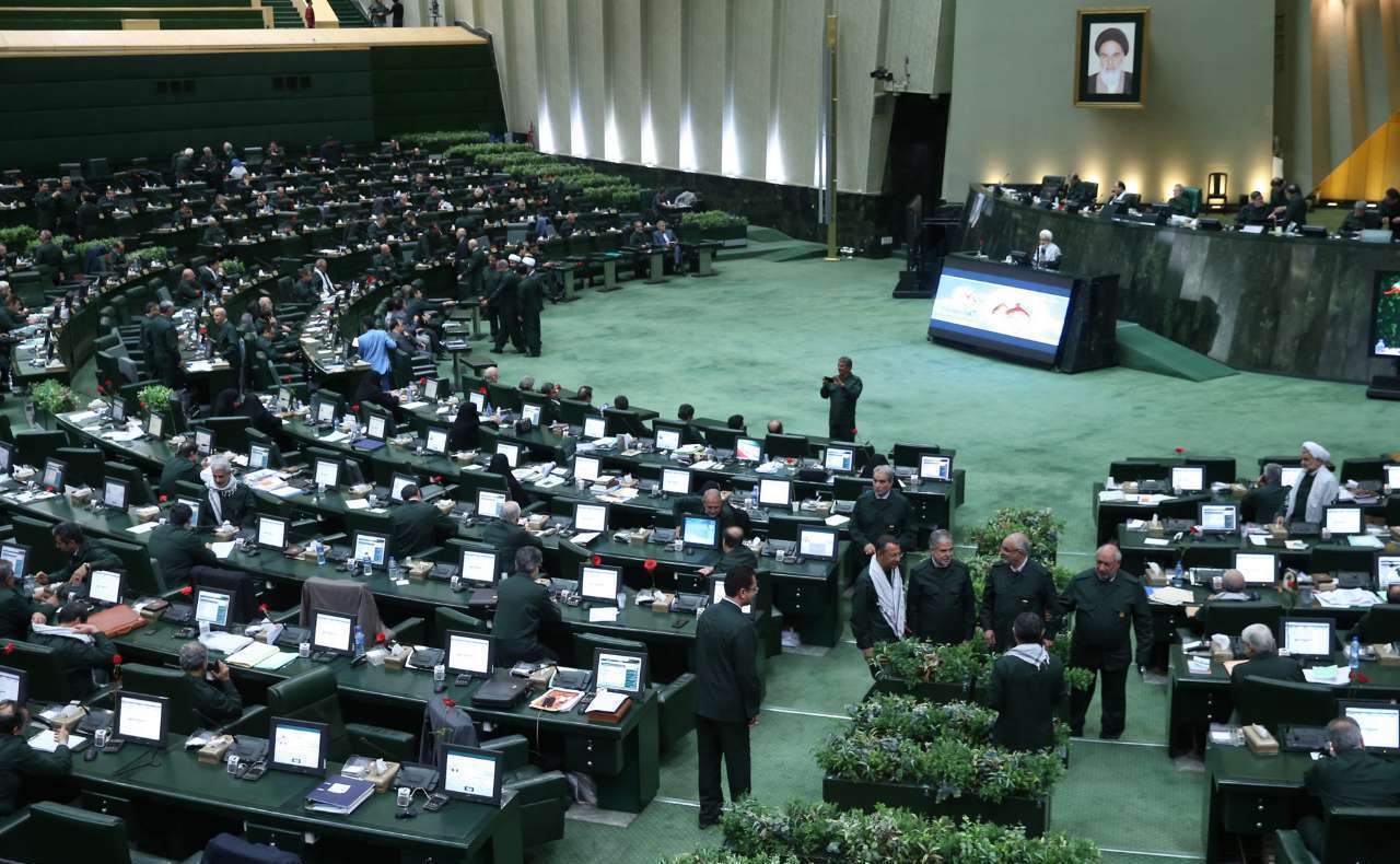 بخشی از نمایندگان مجلس خواهان بازگشت طرح صیانت به صحن علنی شدند بخشی از نمایندگان مجلس خواهان بازگشت طرح صیانت به صحن علنی شدند