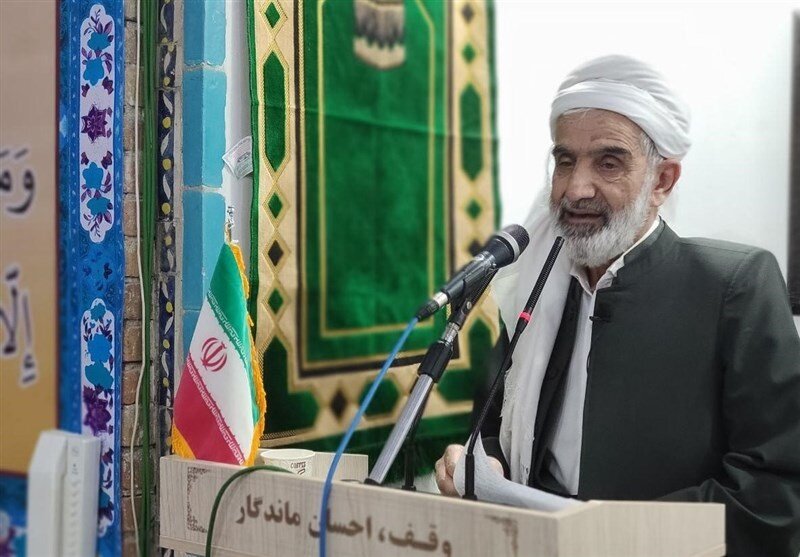 حقوق های نجومی برخی مسئولان نامتناسب با شان مسئول است حقوق های نجومی برخی مسئولان نامتناسب با شان مسئول است