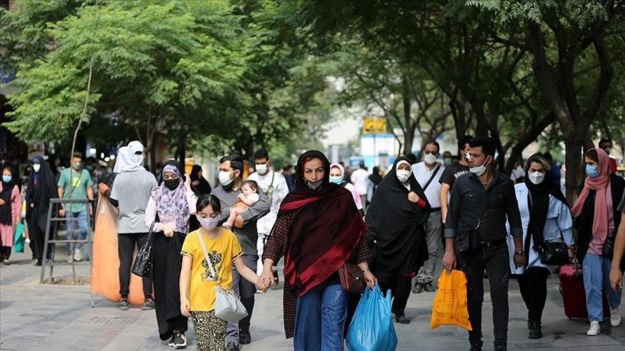 مراکز ورزشی، نانوایی ها و پاساژها کمترین موارد استفاده از ماسک را دارند مراکز ورزشی، نانوایی ها و پاساژها کمترین موارد استفاده از ماسک را دارند