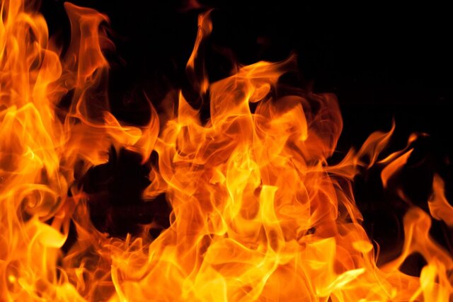 پیگیری حریق عمدی ۱۱ خودرو در محوطه پتروشیمی ماهشهر پیگیری حریق عمدی ۱۱ خودرو در محوطه پتروشیمی ماهشهر
