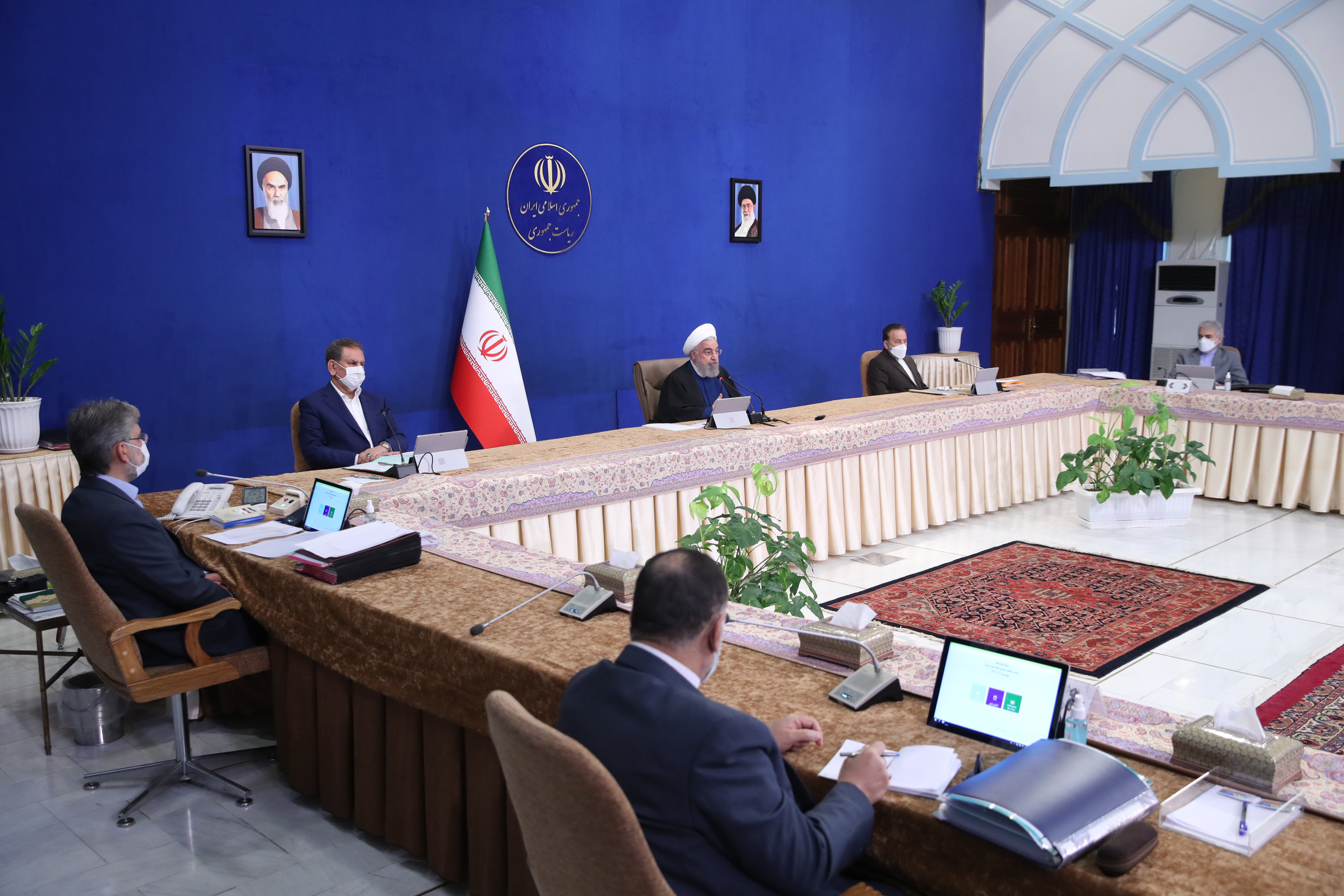 تصویب آیین نامه اجرایی انتشار اوراق مالی اسلامی قانون بودجه۱۴۰۰ / موافقت با تخصیص اعتبار برای رفع تنش آب شرب در استان بوشهر تصویب آیین نامه اجرایی انتشار اوراق مالی اسلامی قانون بودجه۱۴۰۰ / موافقت با تخصیص اعتبار برای رفع تنش آب شرب در استان بوشهر