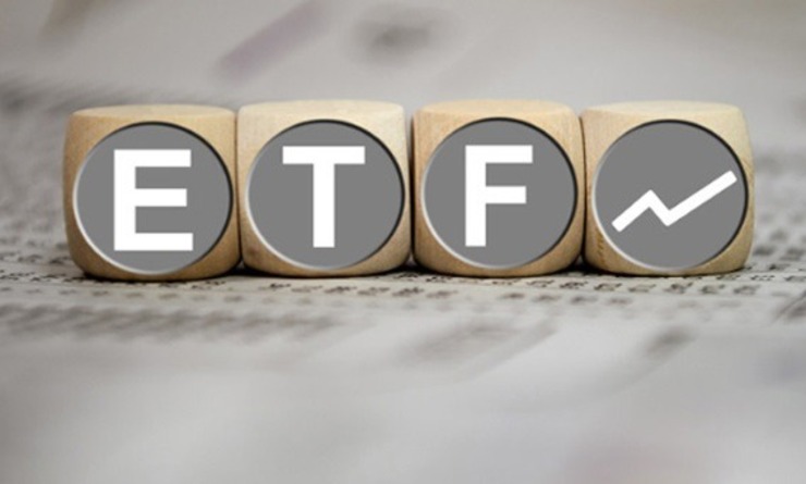 مروری بر دو ETF بورسی / تجربه یک سال سهامداری دارا یکم و پالایش یکم برای سرمایهگذاران چگونه رقم خورد؟ مروری بر دو ETF بورسی / تجربه یک سال سهامداری دارا یکم و پالایش یکم برای سرمایهگذاران چگونه رقم خورد؟