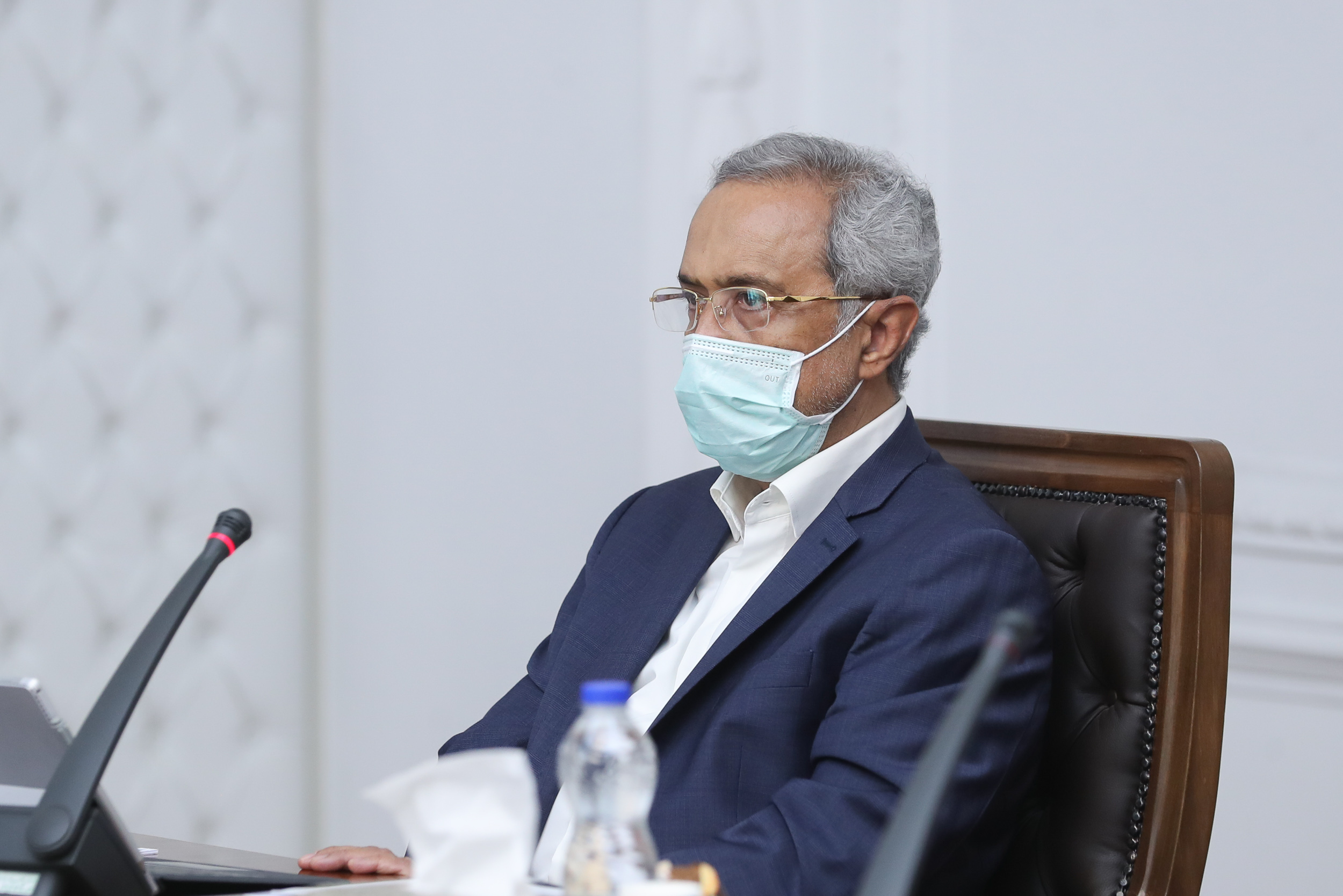 چکها تا ۲۰اردیبهشتماه برگشت نمیخورد / تمدید پرداخت مالیات تا پایان خردادماه چکها تا ۲۰اردیبهشتماه برگشت نمیخورد / تمدید پرداخت مالیات تا پایان خردادماه