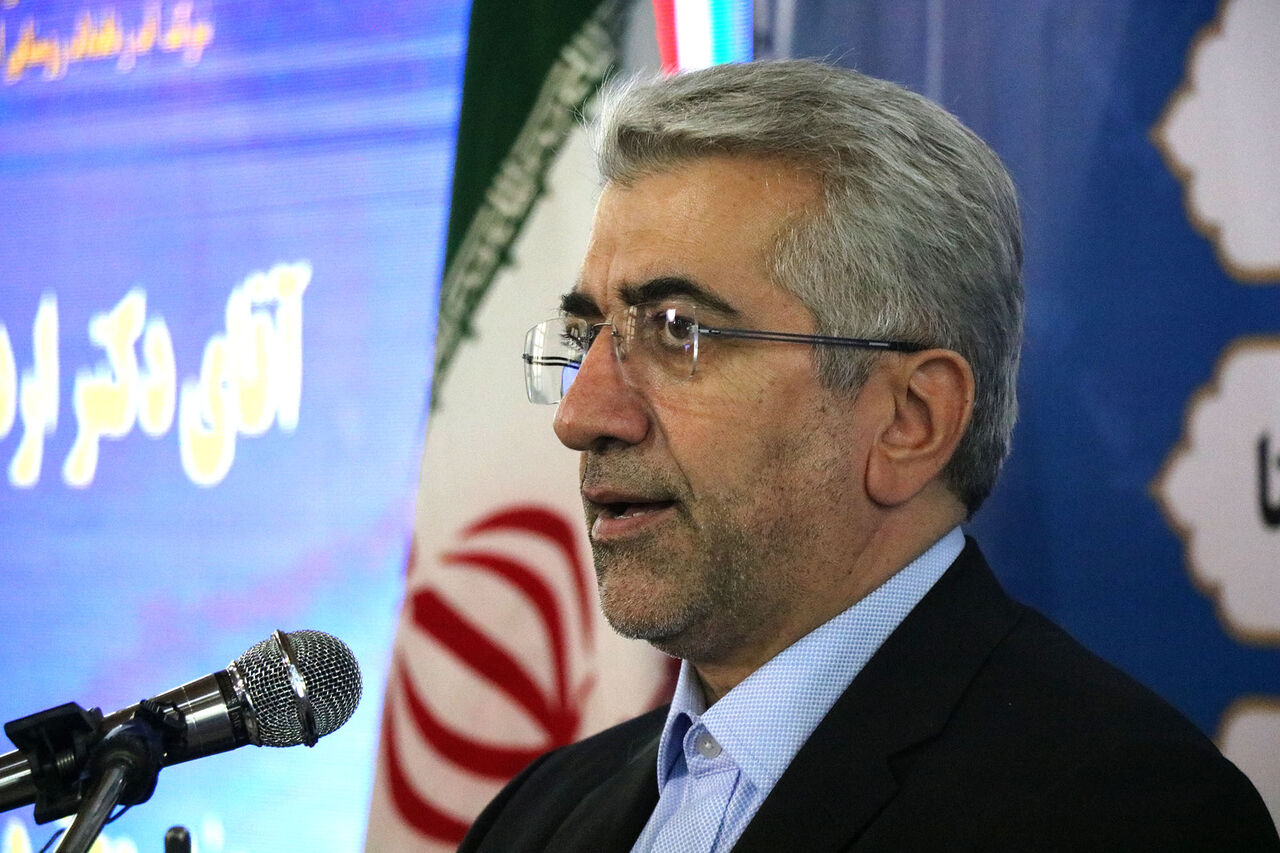 پیام تسلیت وزیر نیرو برای تیم عملیاتی برق کرمان پیام تسلیت وزیر نیرو برای تیم عملیاتی برق کرمان