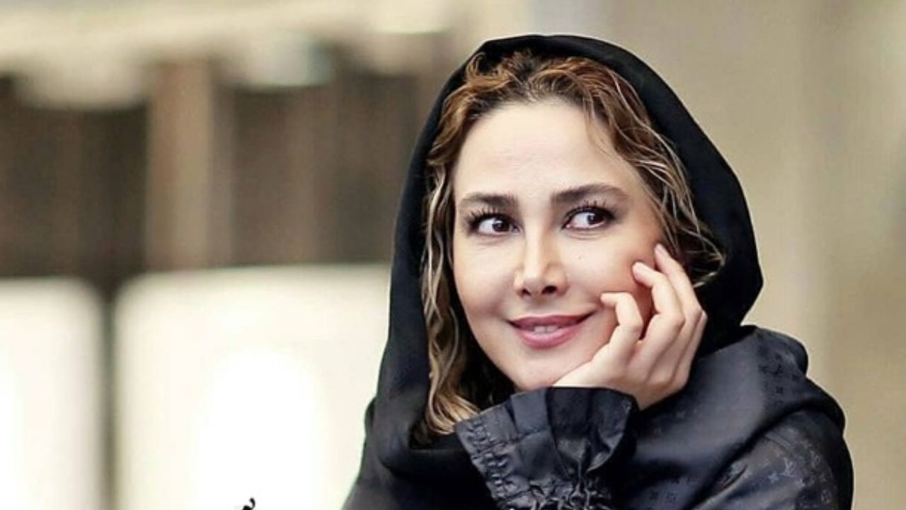 آنا نعمتی بر فراز قله کوه + عکس