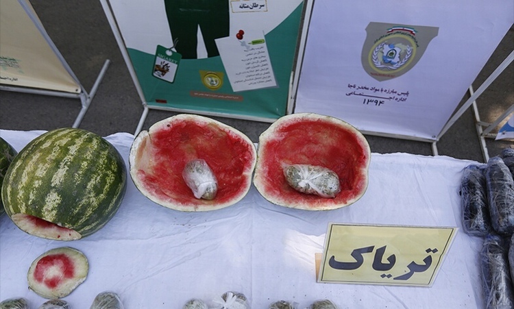 کشف ۲۷۵کیلوگرم مواد مخدر در بار هندوانه کشف ۲۷۵کیلوگرم مواد مخدر در بار هندوانه
