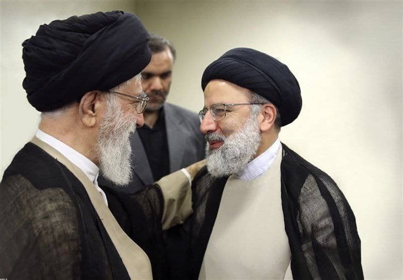 رییسی برای کاندیداتوری منتظر اذن رهبری است رییسی برای کاندیداتوری منتظر اذن رهبری است