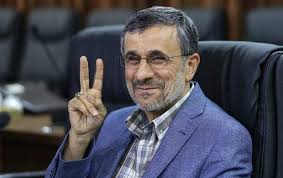 محمود احمدی نژاد وارد وزارت کشور شد + عکس محمود احمدی نژاد وارد وزارت کشور شد + عکس