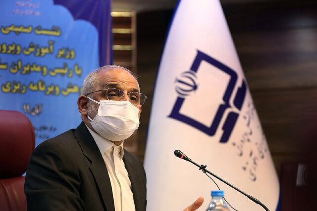تبعیضی در استخدام معلمان وجود ندارد تبعیضی در استخدام معلمان وجود ندارد