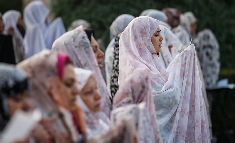 نماز عید فطر چگونه است؟ نماز عید فطر چگونه است؟