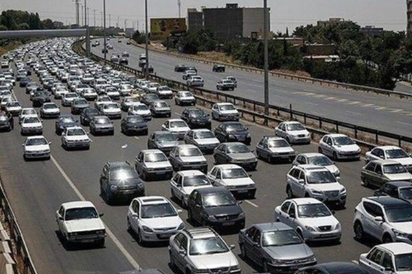 افزایش ۴۰درصدی تردد خودرو در جاده ها افزایش ۴۰درصدی تردد خودرو در جاده ها