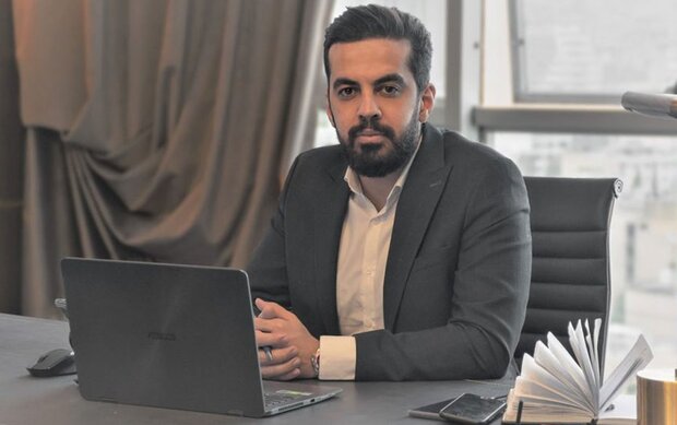 سینا استوی بازداشت شد سینا استوی بازداشت شد