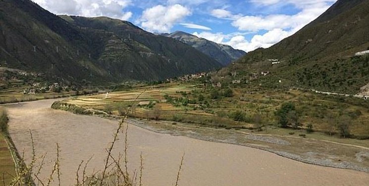 ۲۵ میلیارد دلار سرمایه گذاری برای جاده ابریشم جذب شد ۲۵ میلیارد دلار سرمایه گذاری برای جاده ابریشم جذب شد
