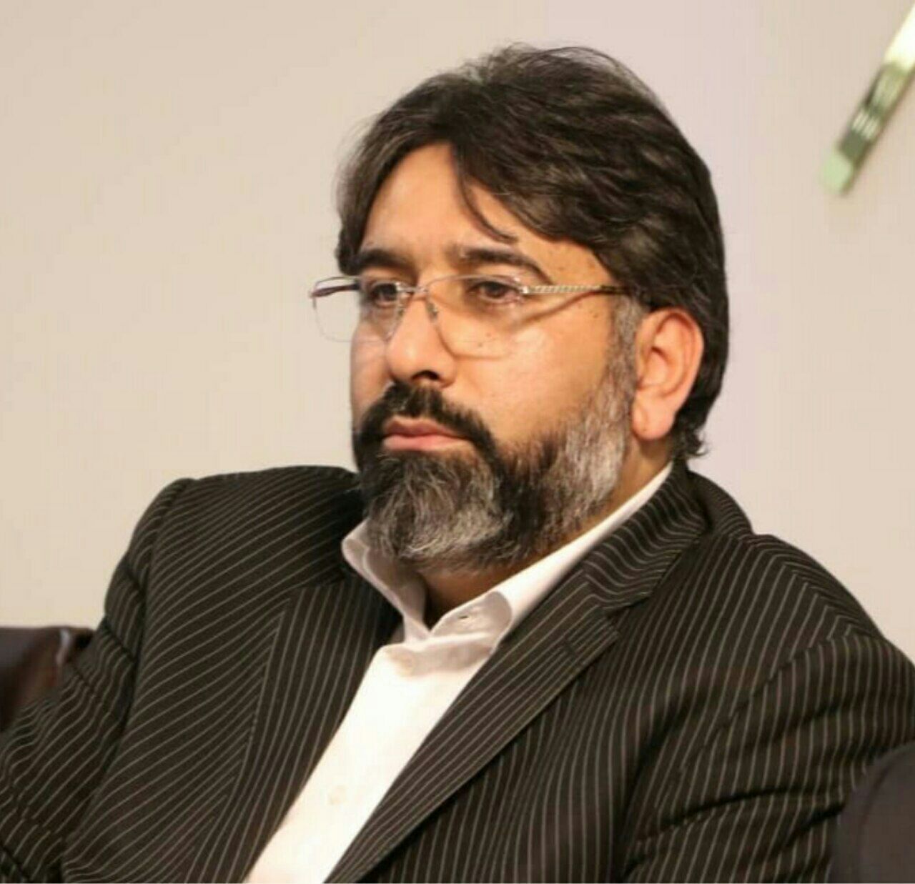 چه کسانی به نفع رییسی کنار می روند؟ چه کسانی به نفع رییسی کنار می روند؟