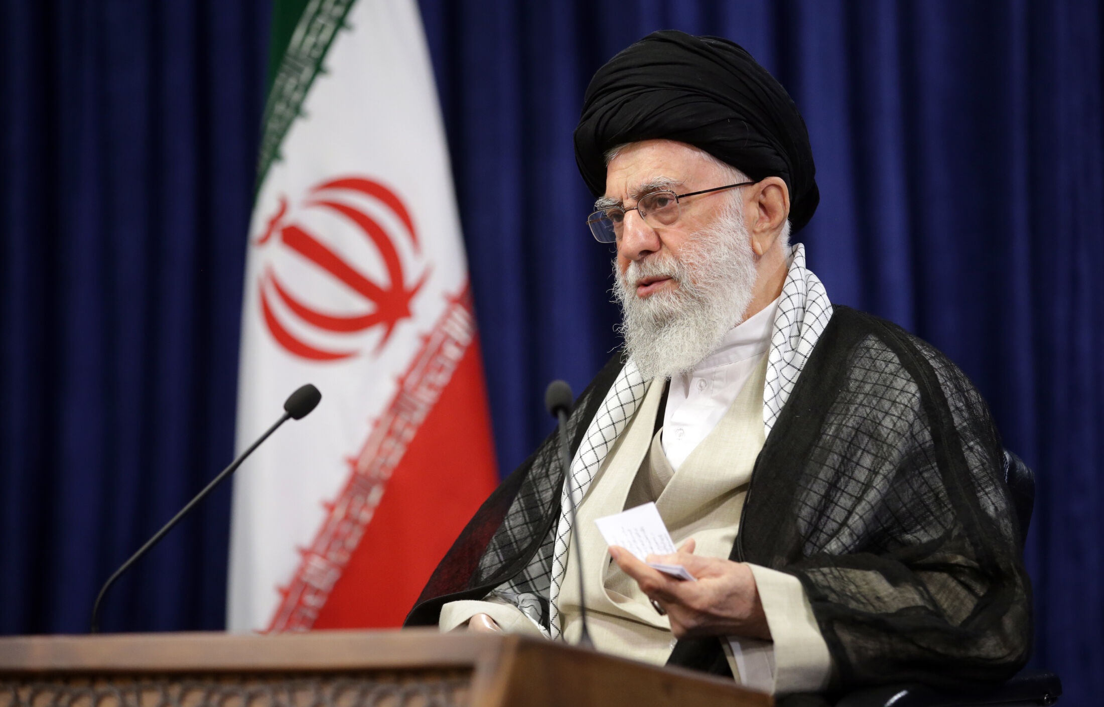 تذکر مهم رهبر انقلاب به شورای نگهبان تذکر مهم رهبر انقلاب به شورای نگهبان