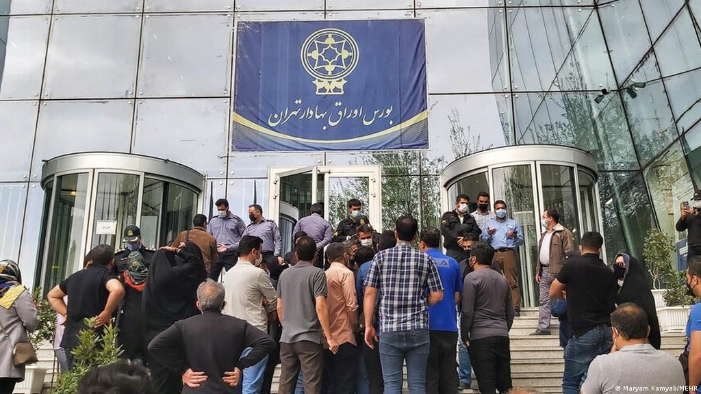 توجه به بورس در مباحث انتخابات ریاست جمهوری ۱۴۰۰ توجه به بورس در مباحث انتخابات ریاست جمهوری ۱۴۰۰