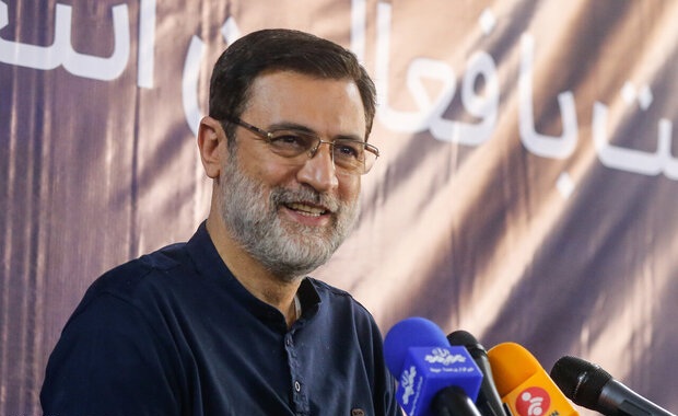 قاضی زاده: هزینه درمانی سالمندان را رایگان می‌ کنم