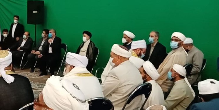 رییسی در جمع صدها نفری علمای اهل سنت حضور یافت رییسی در جمع صدها نفری علمای اهل سنت حضور یافت