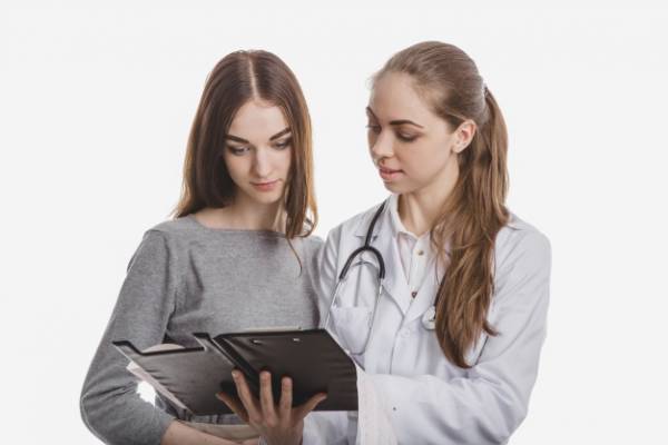 محققان: پریشانی ذهنی زنان با رژیم غذایی آنها ارتباط دارد