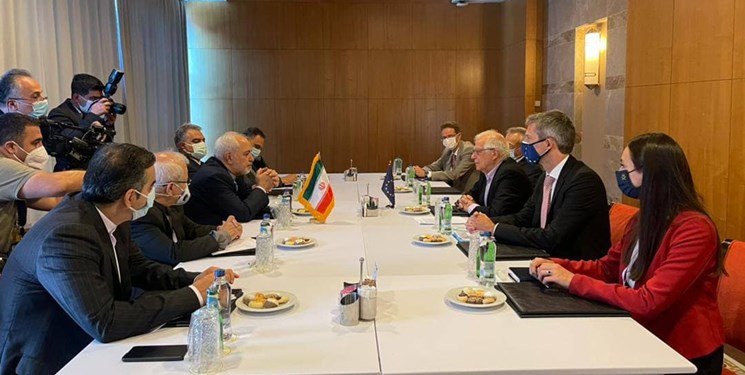 ظریف با جوزپ بورل در آنتالیا دیدار کرد ظریف با جوزپ بورل در آنتالیا دیدار کرد